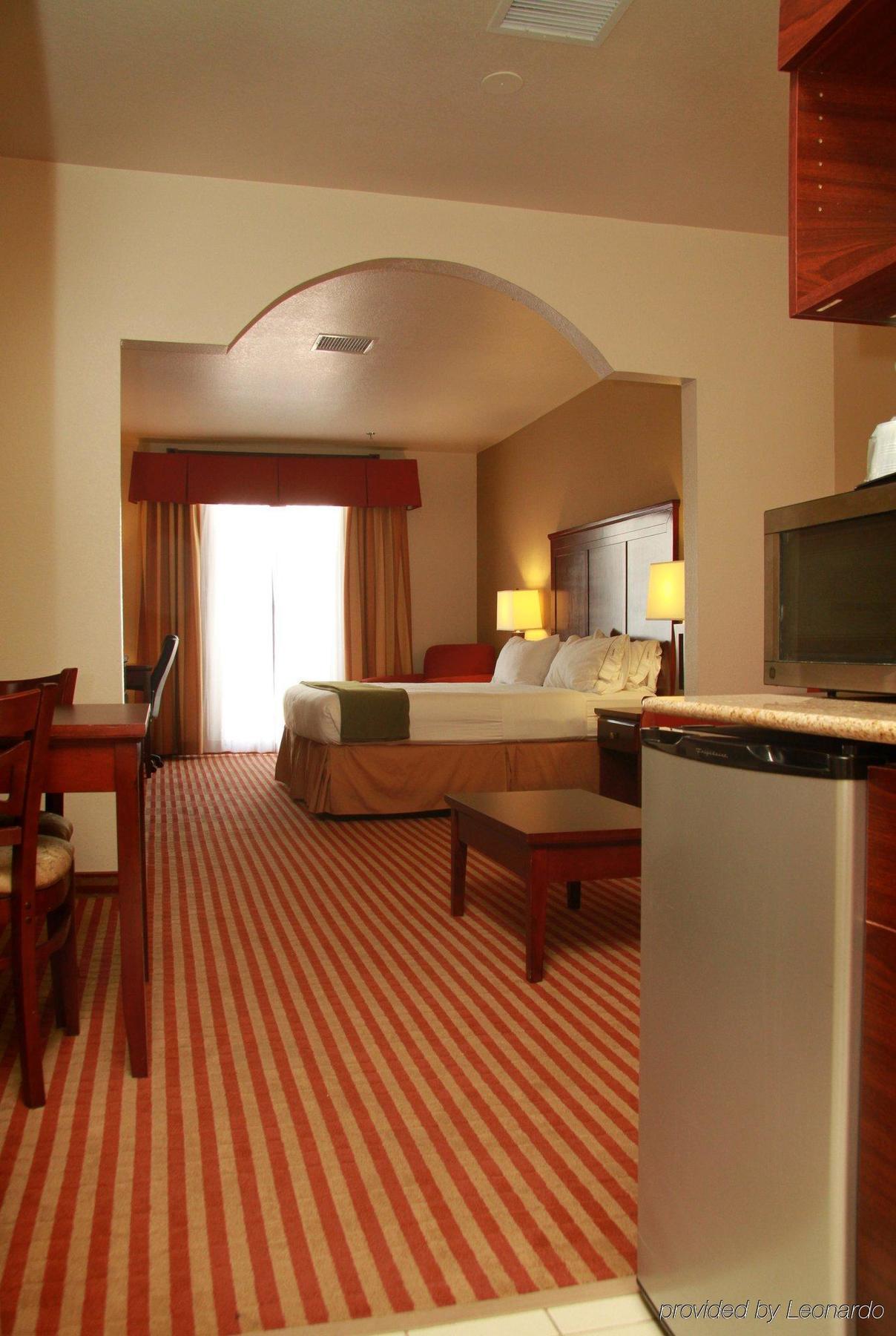 Holiday Inn Express Hotel & Suites Amarillo South By Ihg Екстер'єр фото