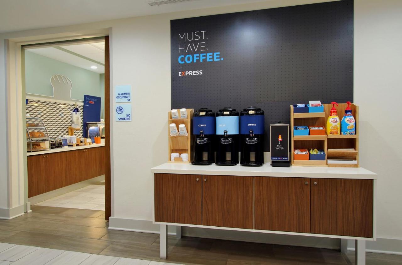Holiday Inn Express Hotel & Suites Amarillo South By Ihg Екстер'єр фото